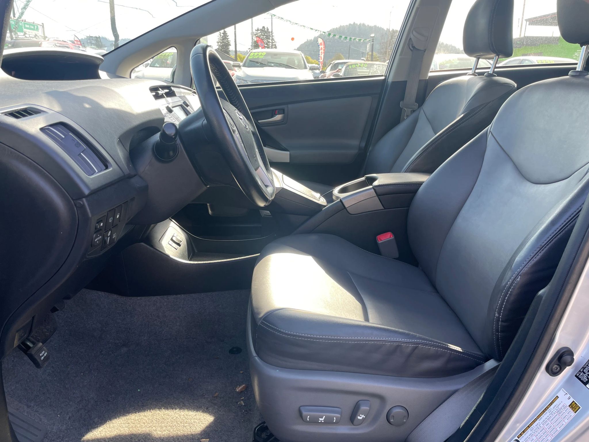 2012 Toyota Prius Plug-In Base - Photo 10