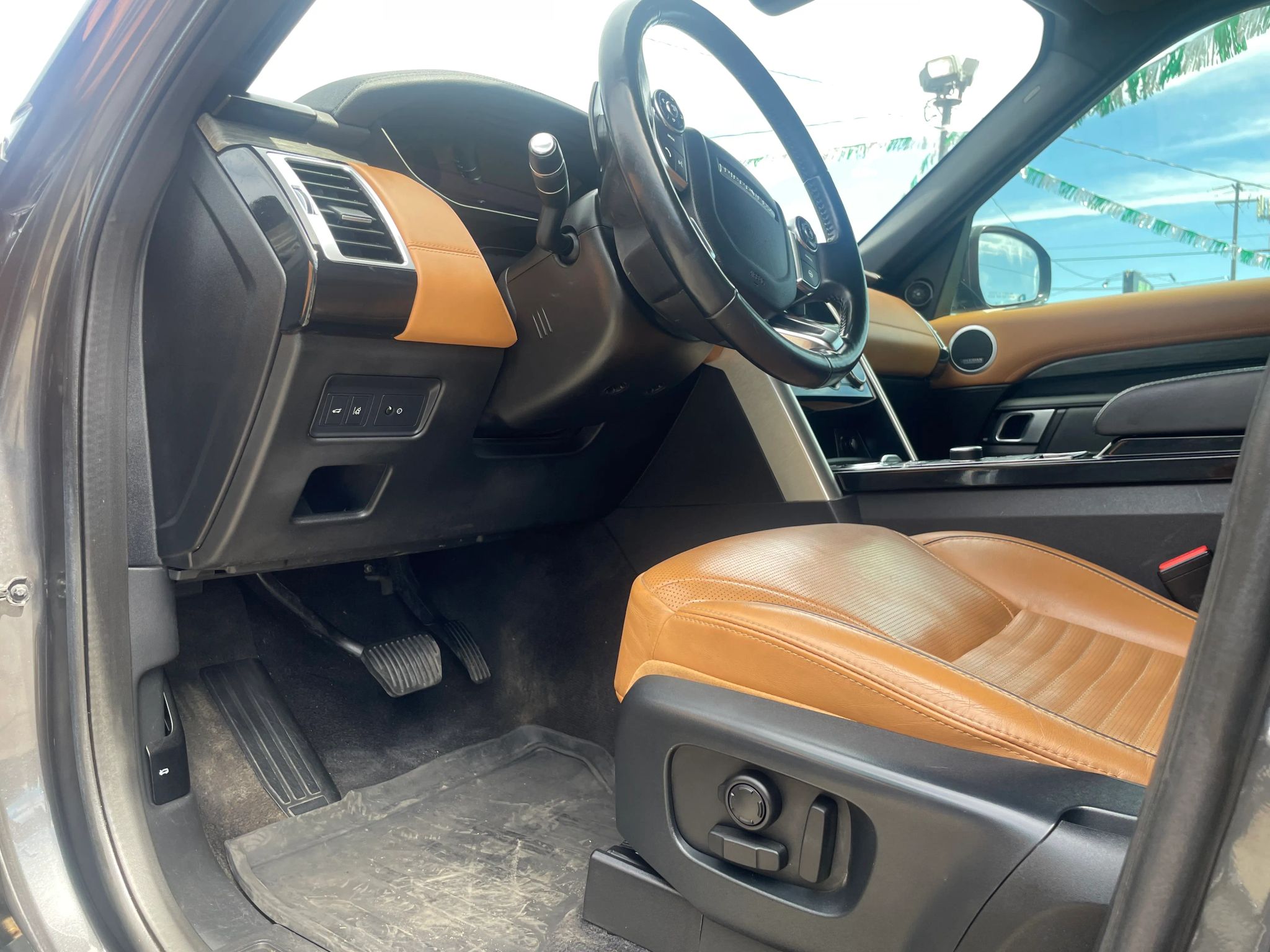 2018 Land Rover Discovery HSE LUX - Photo 11