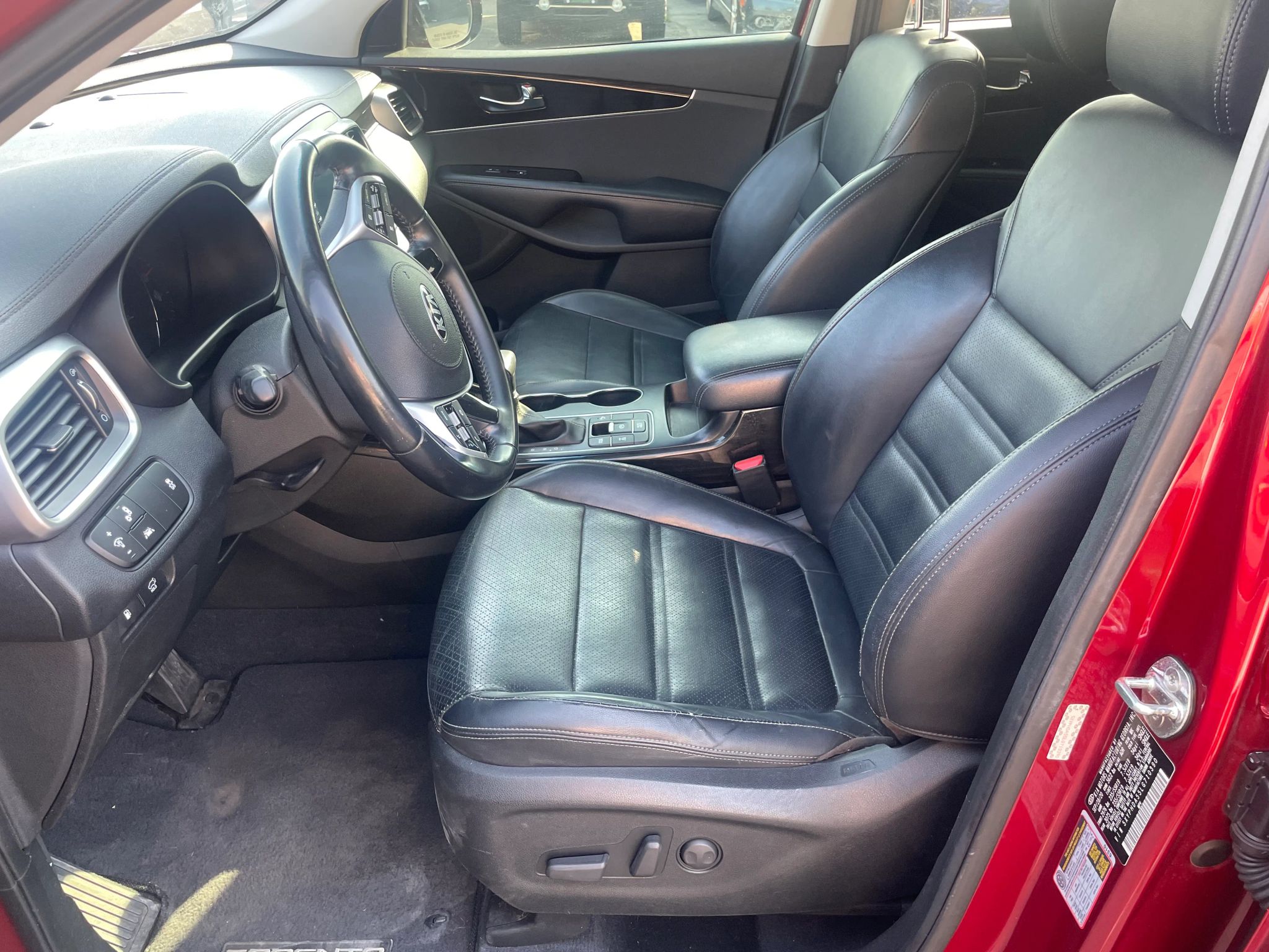 2020 Kia Sorento EX - Photo 10