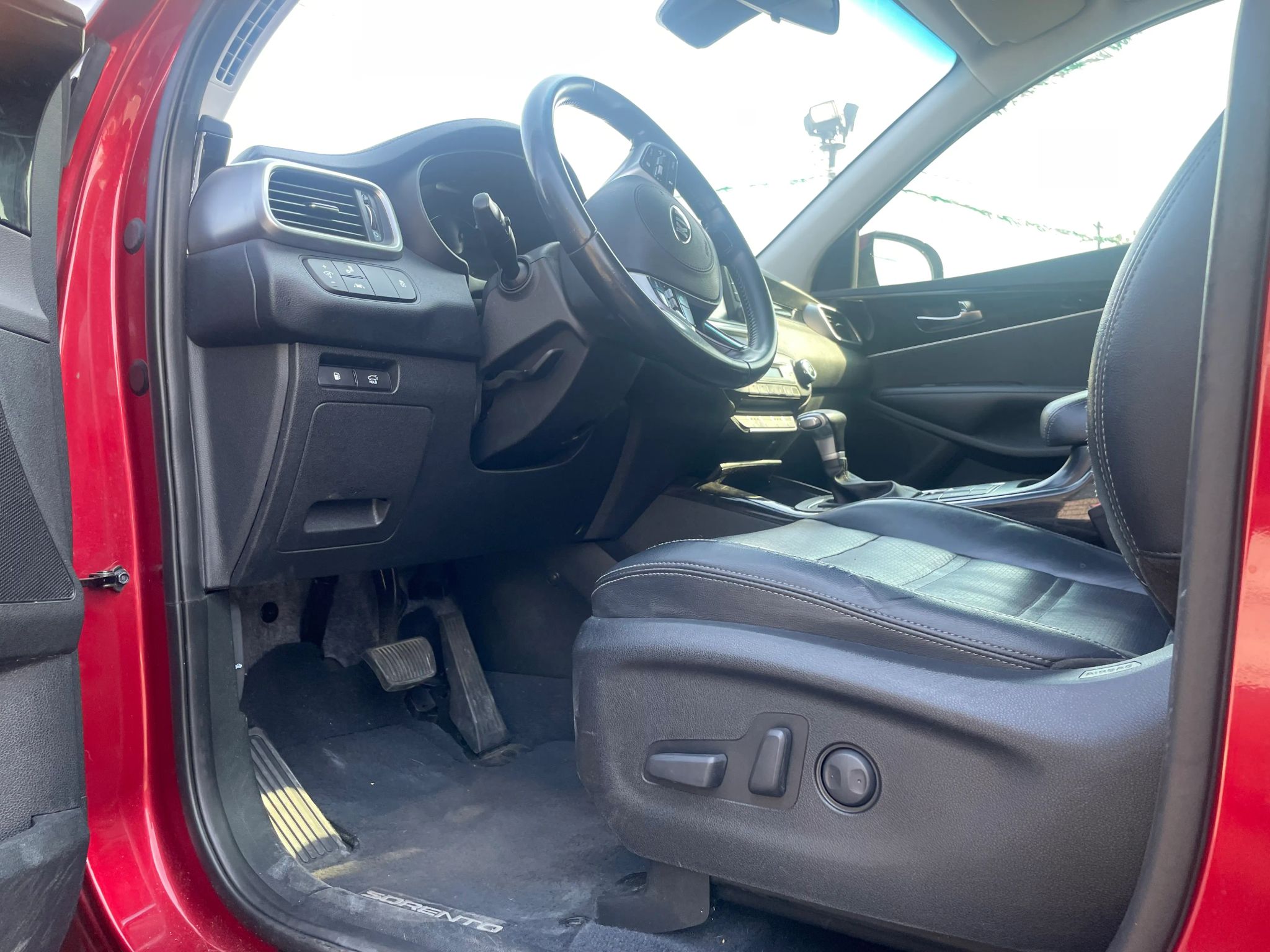 2020 Kia Sorento EX - Photo 11