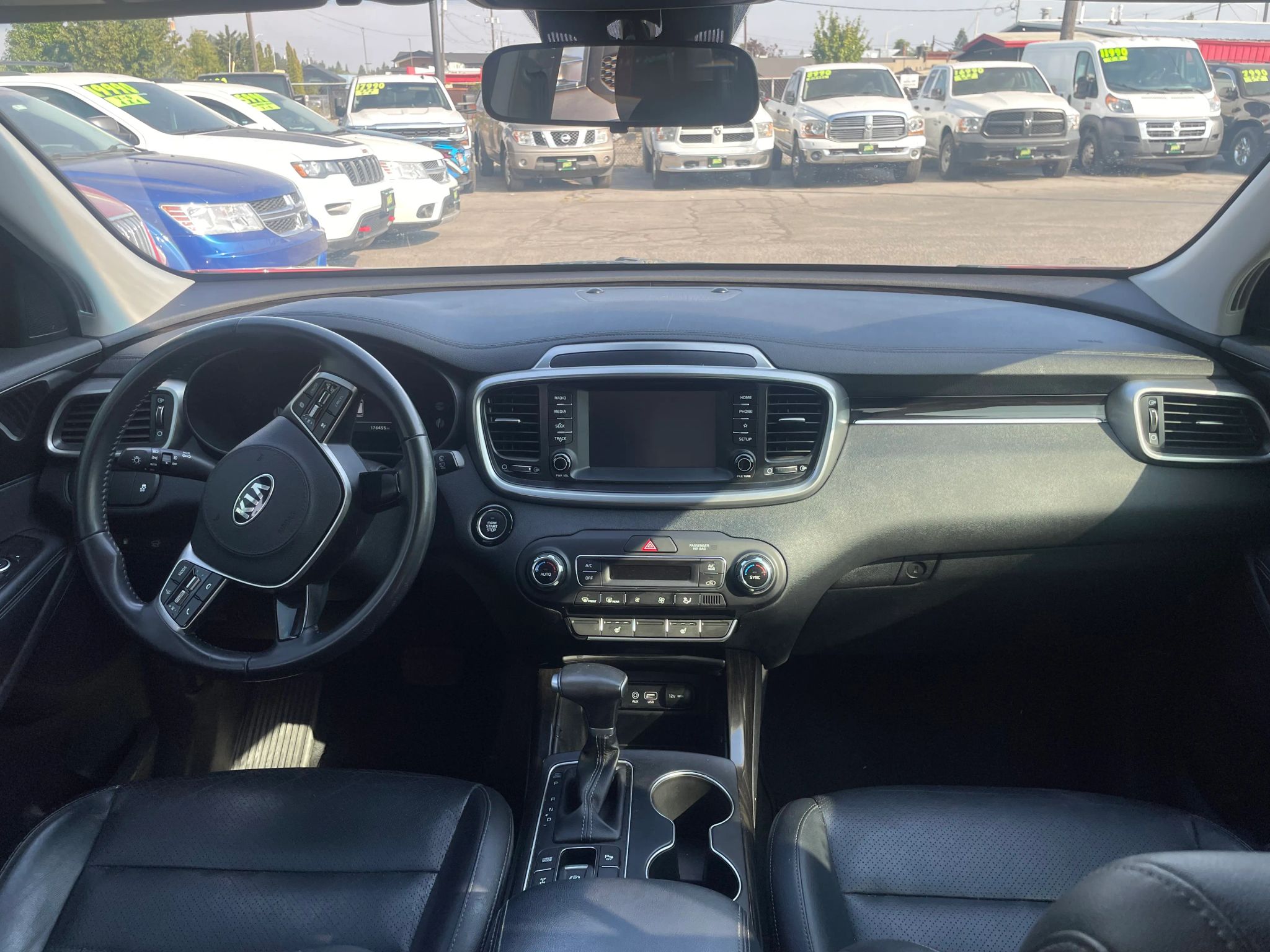 2020 Kia Sorento EX - Photo 12